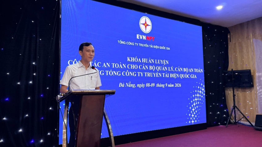 EVNNPT tổ chức khóa huấn luyện công tác an toàn cho cán bộ quản lý, cán bộ an toàn  3