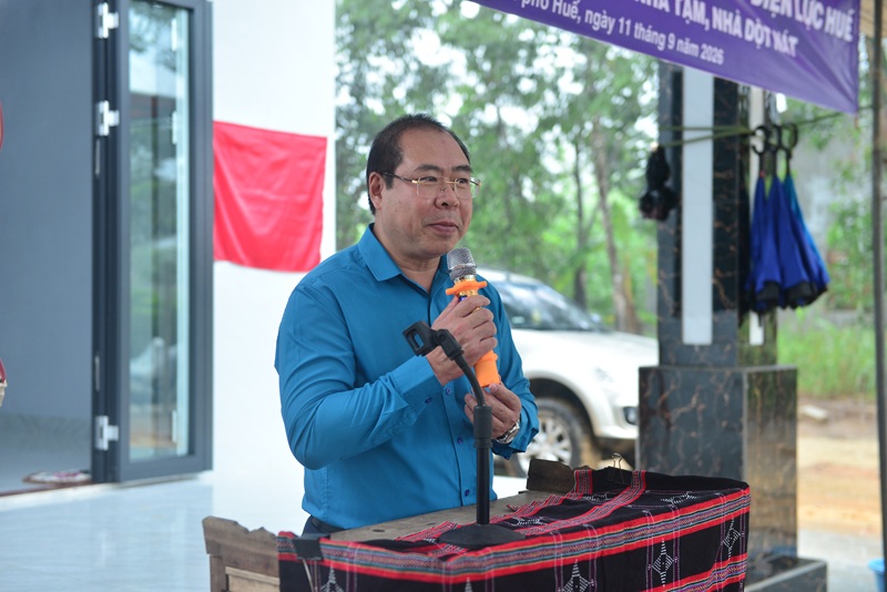 Ông Đỗ Đức Hùng – Chủ tịch Công đoàn Điện lực Việt Nam phát biểu tại buổi lễ