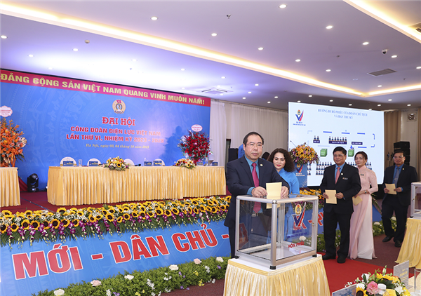Đồng chí Đỗ Đức Hùng tái đắc cử Chủ tịch Công đoàn Điện lực Việt Nam nhiệm kỳ 2023-2028