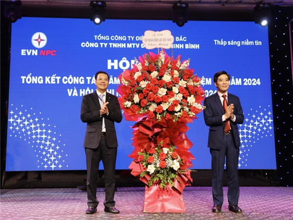 PC Ninh Bình tổ chức Hội nghị tổng kết công tác năm 2023, triển khai nhiệm vụ năm 2024 và Hội nghị người lao động năm 2024