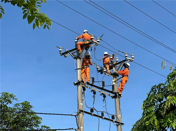 Giữ sáng miền gió Lào nắng lửa